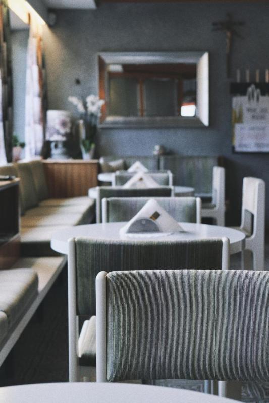 パルチーネス Cafe Rudi Living Bed & Breakfast エクステリア 写真